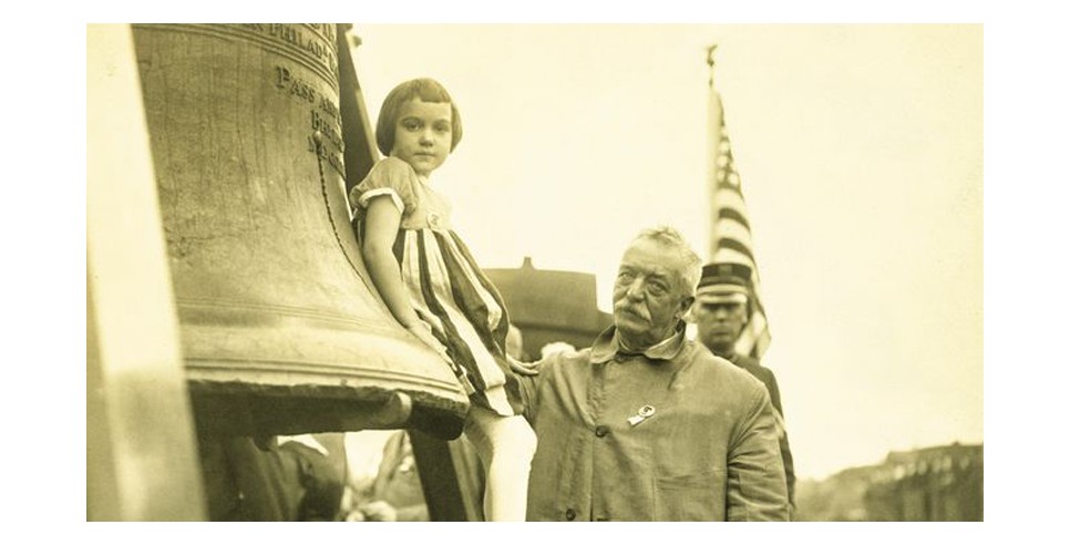 Photo of girl from Moline Illinois and Liberty Bell courtesy of The National Bell Festival Photo of girl from Moline Illinois and Liberty Bell courtesy of The National Bell Festival
